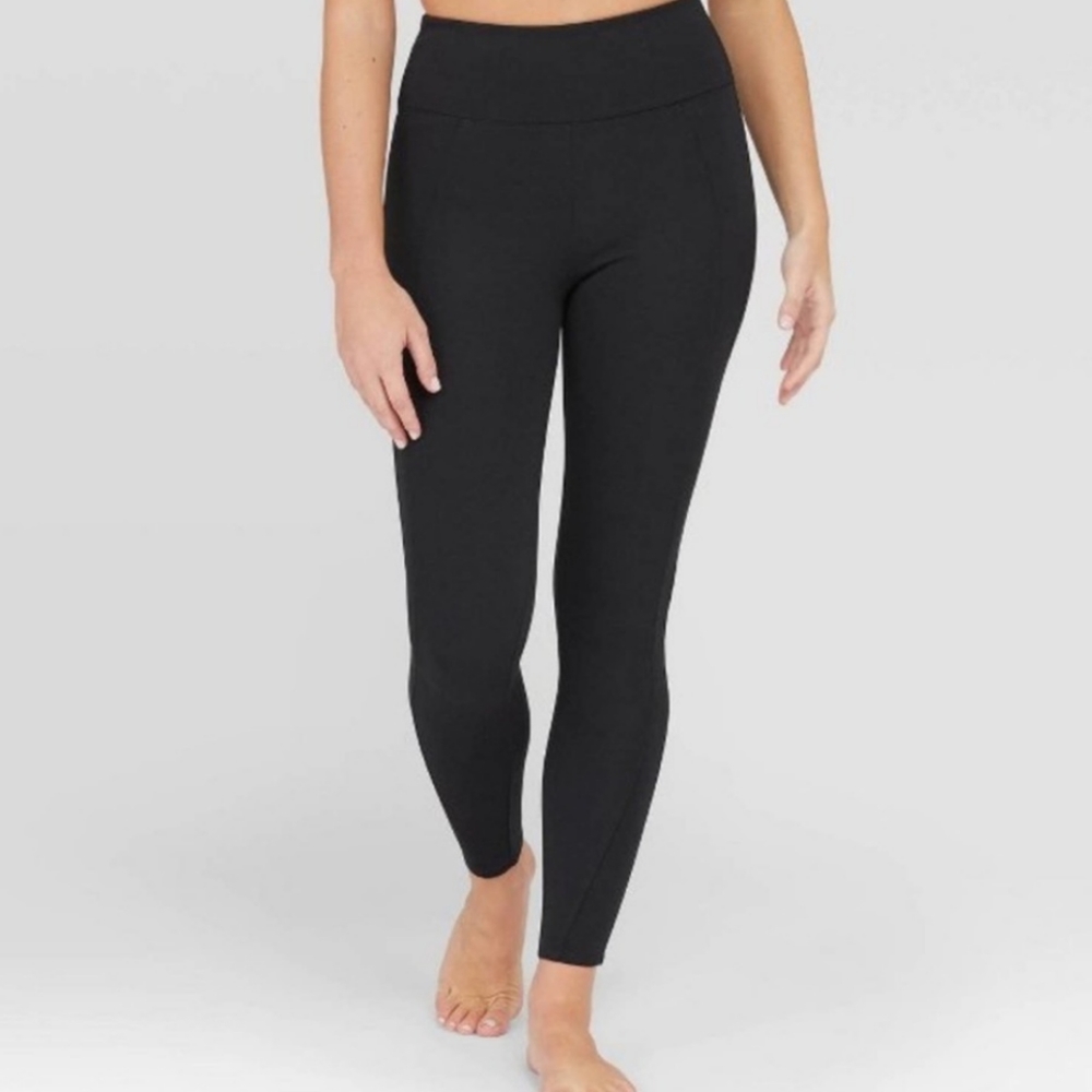 Assets by Spanx Black High Rise Leggings